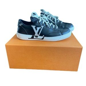 Louis Vuitton Charlie Sneakers sz 8